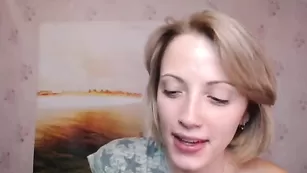 Блондинка с брюнеткой callifornia сосутся во фри