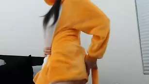 Грудастая блудница Thekittykat трахает пизду