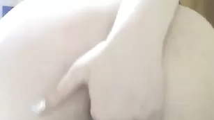 Жопастая сучка ypokucekca любит анальный фистинг