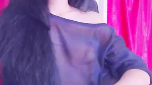 Черноволосая леди vassabbii переписывается во фри