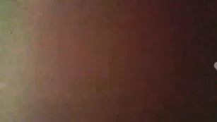 Молодая шлюшка romashka239 трахает пизду фаллосом