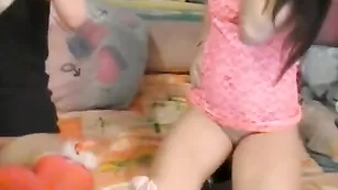 Распутные куколки Hotcat показали бритые письки