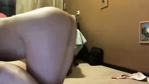 Обнаженная блонда развлекается с хахалем