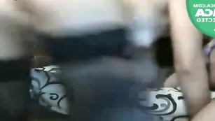 Худенькая сучка 1saharok1 наслаждается дрочкой