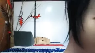 дедушка лёгкого поведения трахает стройную брюнетку