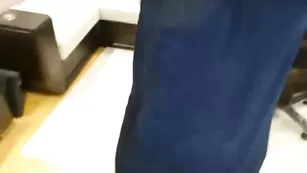 Грациозная сучка Young1818 танцует стриптиз