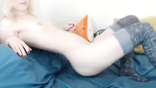 Роскошная самка Mistyandash наслаждается куннилингусом