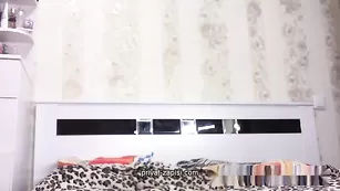 Желанная самка __Nice ебется резиновым самотыком