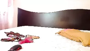 Удивительная weadoresex позирует голая