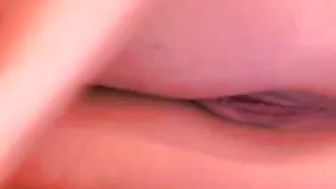 Чарующая anyaaaa741 выебала оба отверстия сразу