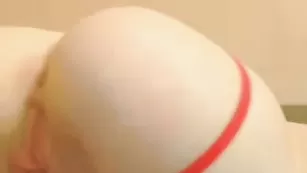 Прекрасная MissLove000 ласкает писечку