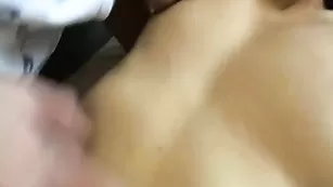 Шалава vetta сосет хуй в привате