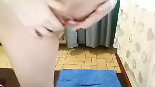 Дивная штучка milanasex мнет сисечки