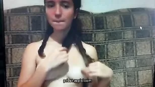 Обаятельная соска fireflower обнажается во фри