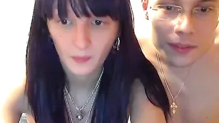 Распутная SweetyCouple страстно трахается