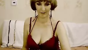 Прелестная детка Prettyrita заценила попку и грудь