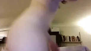 Изысканная fuckable_2 жестко трахает задницу