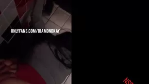 Alejandra Mercedes public restroom шоу чат для бесплатное порно реальный секс