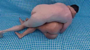 sexybuffbabe wiggling worm with hanz vanderkill erotic oil wrestling femdom fantasia Адалт вэбкамс чат для бесплатное порно