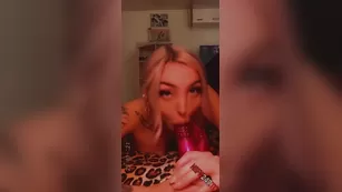 Celine Centino мастурбация шоу snapchat premium порно реальный секс