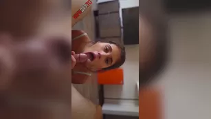 Violet Summers Сосет мой friends dick! 2020/07/27 порно реальный секс