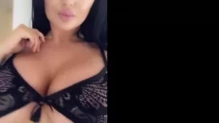 beckyhudson the easter bunny is here to give вас treats check your Адалт вэбкамс чат для бесплатное порно реальный секс