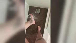 beautiifulliza Does the wetness bring excitement Адалт вэбкамс чат для бесплатное порно