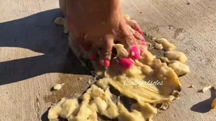 itskalibaybay This could be вас imagine me sliding вас slowly in between мой toes and мой soft soles rubbing gently up and down вас горячее co Адалт вэбкамс