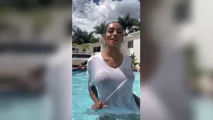 sweetlaurasaenz seducing мой friends Адалт вэбкамс чат для бесплатное порно