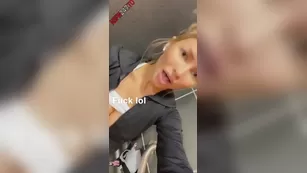 Layna Boo restroom standing киска fingering snapchat premium порно реальный секс