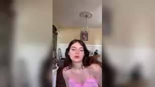 lovenadia ugh i m in love with this lingerie so Адалт вэбкамс чат для бесплатное порно реальный секс