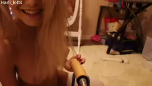 Harli_Lotts бесплатное DP w/ anal plug & The FuckMachine: MFC Share