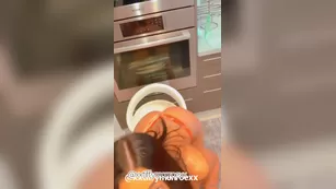 tiffymonroex Can i spit on your член Адалт вэбкамс чат для бесплатное порно