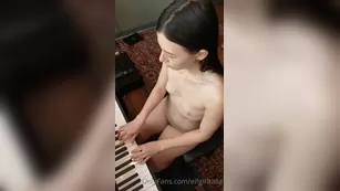 elfgirltalia prelude in c Адалт вэбкамс чат для бесплатное порно реальный секс