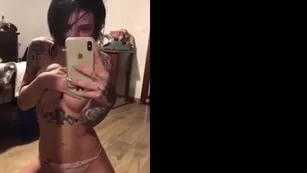 alex mucci sexcams-24.com дразнит instagram camwhore бесплатное girls