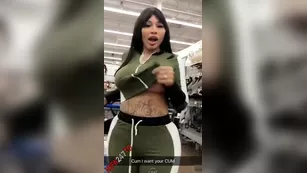 Brittanya Razavi im so ready to play now чат для бесплатное порно реальный секс