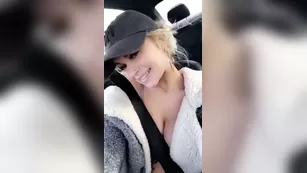 Layna Boo киска fingering in car snapchat premium порно реальный секс