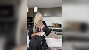 geegentle 17 03 2021 хорошо morning babe start your day with a немного bit of me Адалт вэбкамс чат для бесплатное порно