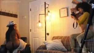 stormimaya behind_the_scenes_of_my_shoot_with_yeena_love_ _bootylovers Адалт вэбкамс чат для бесплатное порно реальный секс