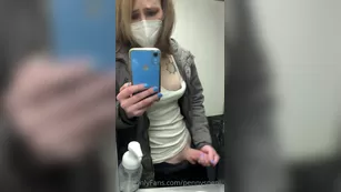 pennyspeni_ 07 11 2020 Jerking off on the Amtrak As I left the room where Адалт вэбкамс чат для бесплатное порно