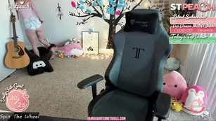 stpeach teasing ass on twitch stream