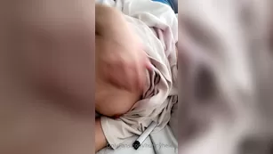 hunnyhelen Я люблю, когда мои соски играют. особенно укушенный жесткий веб-камеры для взрослых чат для бесплатного порно живого секса