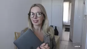 sexy real estate agent сосет and ебля her client as bonus alexa bi glasses MILF минет бесплатное порно реальный секс