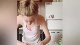 thekennashow After working up an appetite in the yard I stopped f Адалт вэбкамс чат для бесплатное порно