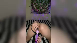 littleprincessevie pov me sitting on your lap enjoying some forepl Адалт вэбкамс чат для бесплатное порно реальный секс