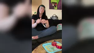 mystikal mami 01 01 2021 the last couple times вас ve come over to smoke with me i couldn t help but notice вас sta Адалт вэбкамс чат для бесплатное порно