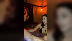 iamhelenaprice 19 01 2021 Hot Tub Q A With wcaproductions1 Адалт вэбкамс чат для бесплатное порно