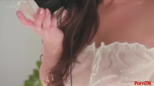 Orenda ASMR  чат для бесплатное - Girlfriend wants вас to stay in bed