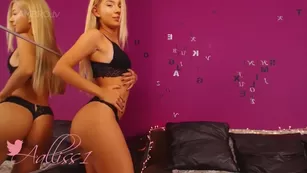 Aalliss chaturbate sexy