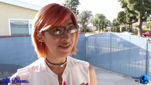 jacquieblu taking polls 4k natalie is going door-to-door taking a Адалт вэбкамс чат для бесплатное порно реальный секс